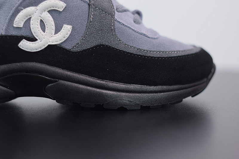 Chanel Sneaker