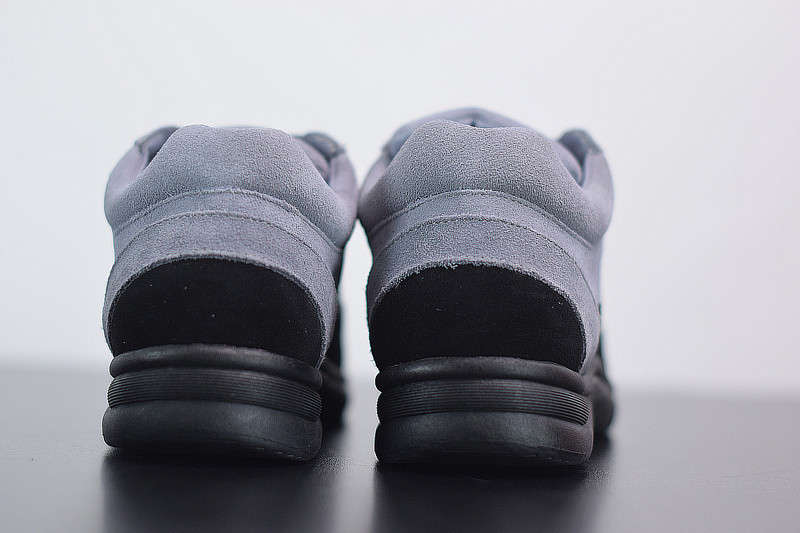 Chanel Sneaker