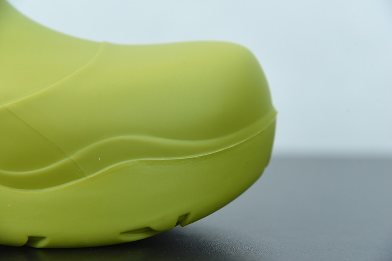 BOTTEGA VENETA SNEAKER