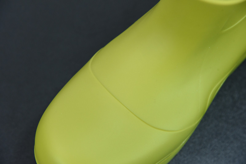 BOTTEGA VENETA SNEAKER