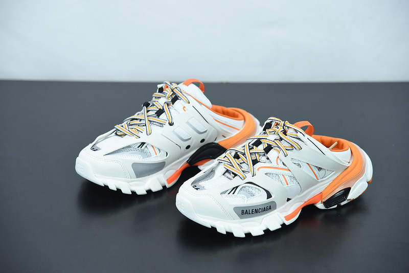 BC TRACK SNEAKER