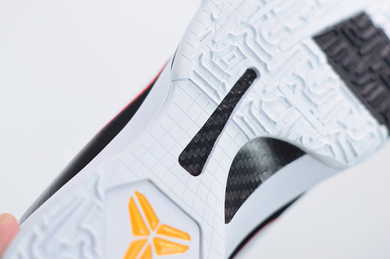 NIKE KOBE 5 PROTRO BRUCE LEE ALTERNATE CD4991-101