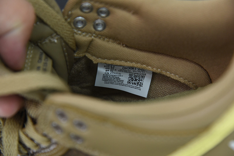 UNDEFEATED X NIKE DUNK LOW SP