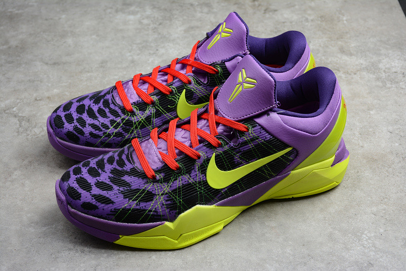 NIKE ZOOM KOBE 7 Supreme