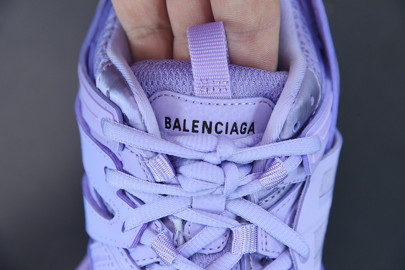 BC TRACK SNEAKER