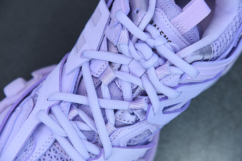 BC TRACK SNEAKER