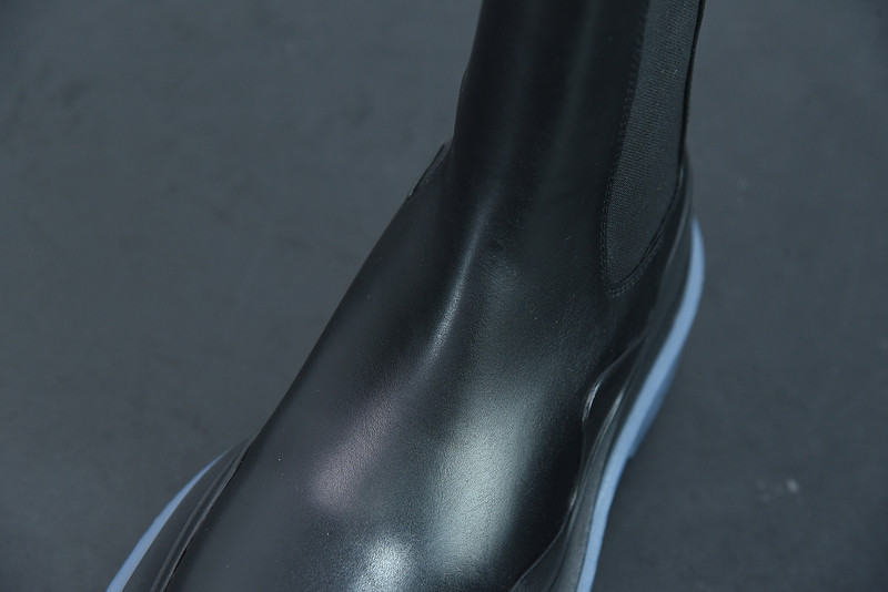 BOTTEGA VENETA SNEAKER