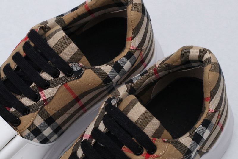 Burberry Sneaker