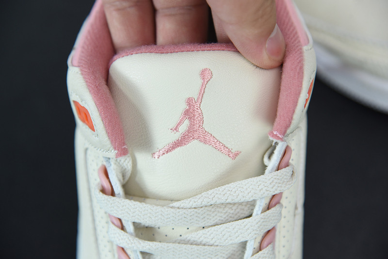 WMNS AIR JORDAN 3 RETRO