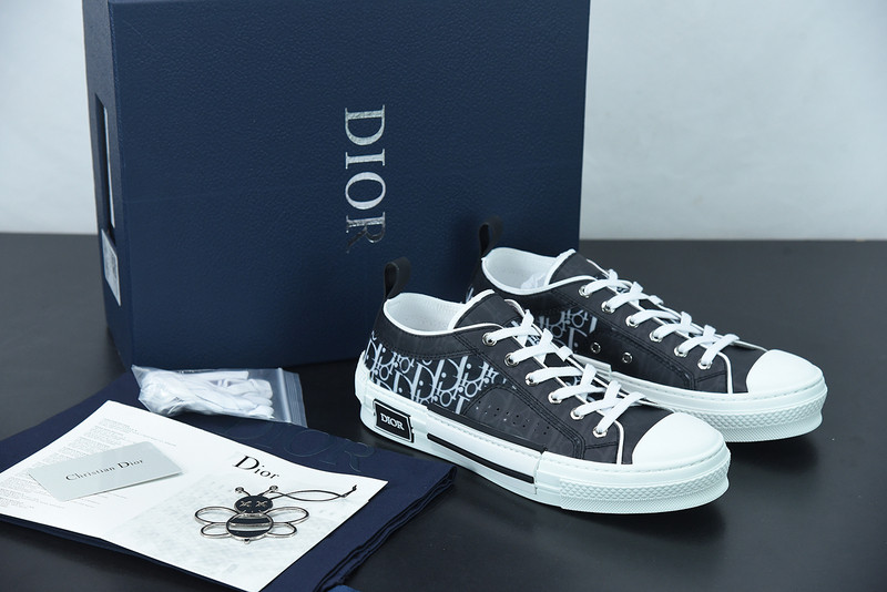 DIO* B23 LOW-TOP SNEAKERS IN OBLIQUE