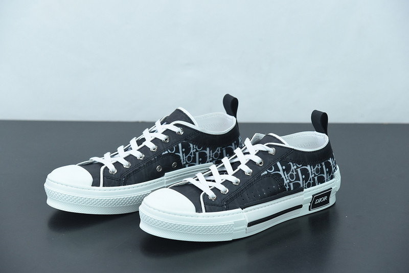 DIO* B23 LOW-TOP SNEAKERS IN OBLIQUE