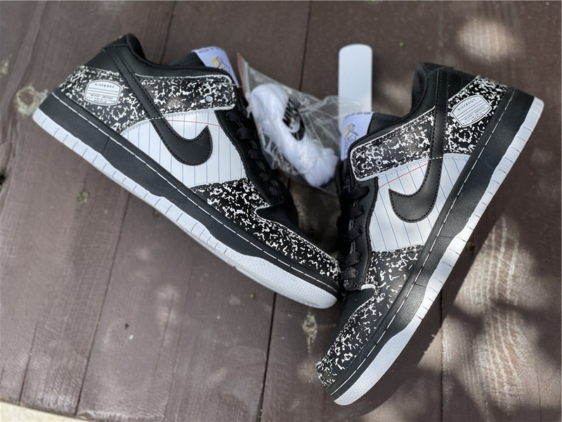 NIKE SB DUNK LOW PREMIUM GS