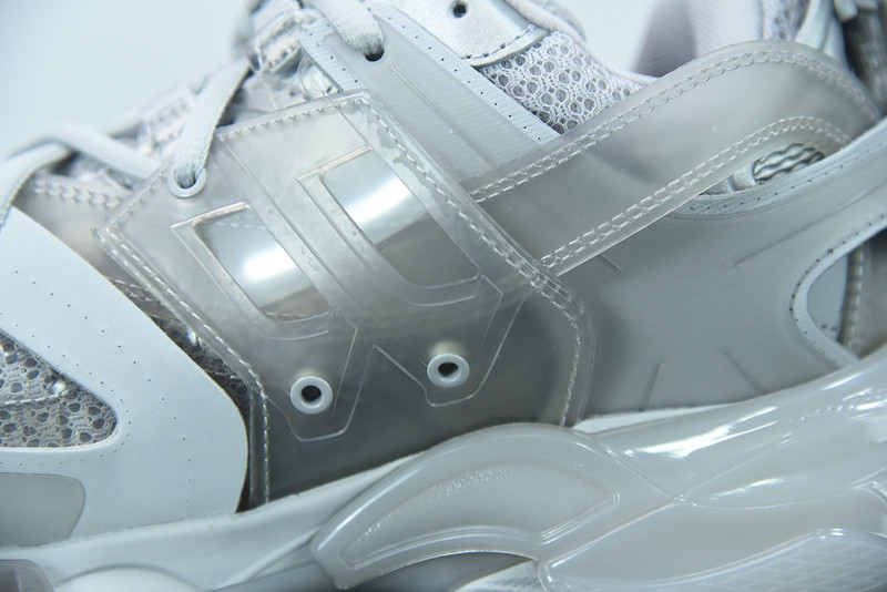 BC TRACK SNEAKER