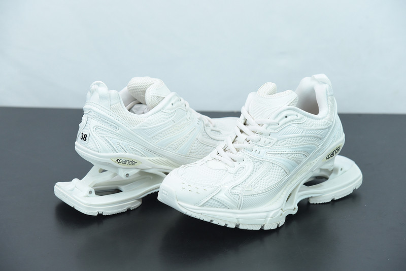 BC X-PANDER 6.0 TRAINER 653870 W2RA2 9000