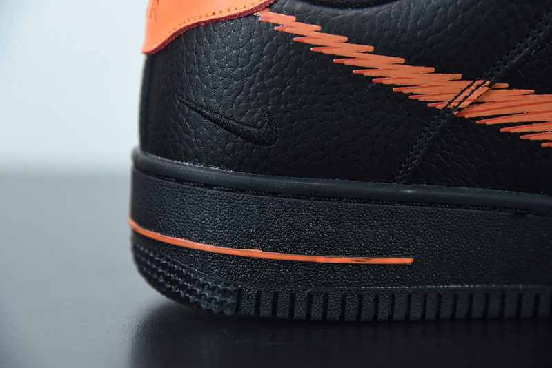 NIKE AIR FORCE 1 LOW ZIG ZAG BLACK ORANGE DN4928-001