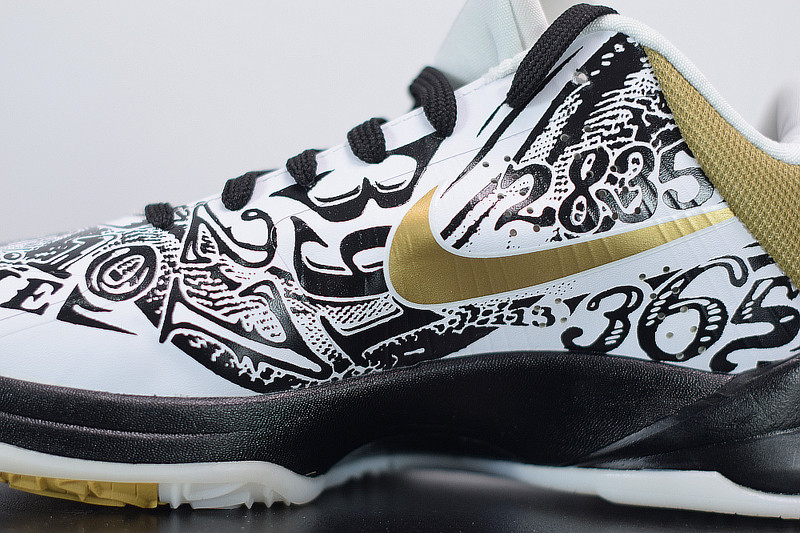 NIKE KOBE 5 PROTRO BIG STAGEPARADE CT8014-100