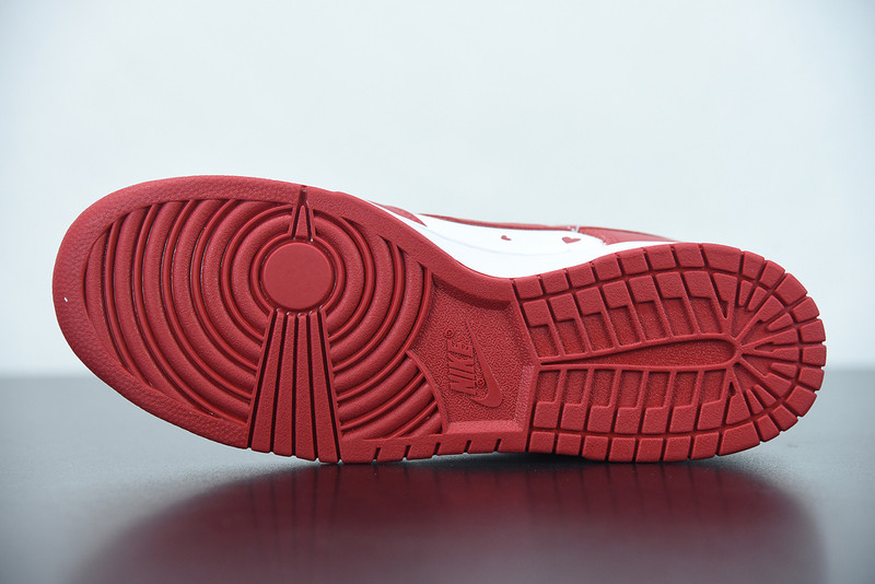 NIKE SB DUNK LOW X BEAR X VALENTINE DD1391-002