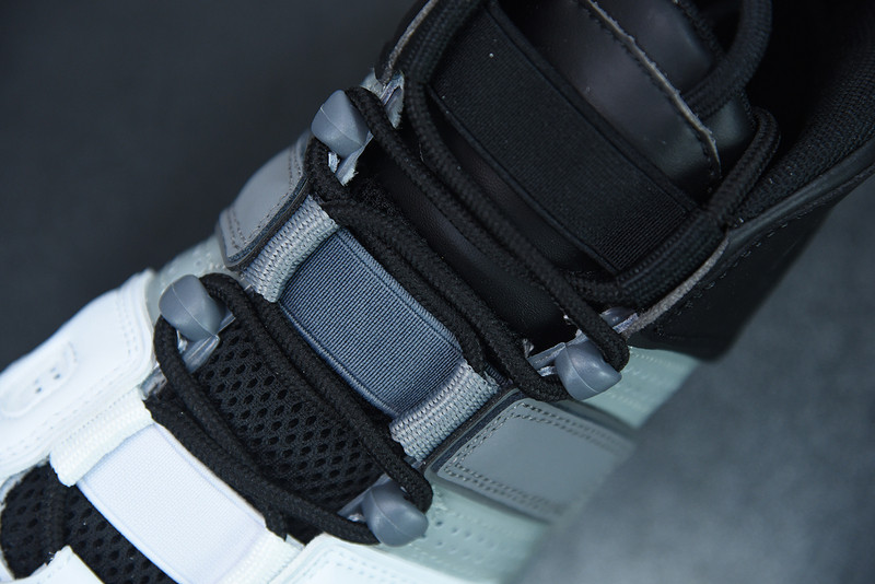 NIKE AIR MORE UPTEMPO