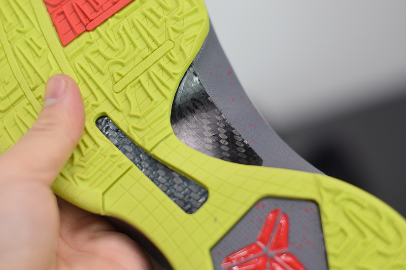 NIKE KOBE 5 PROTRO 2K GAMER EXCLUSIVE CD4991-001