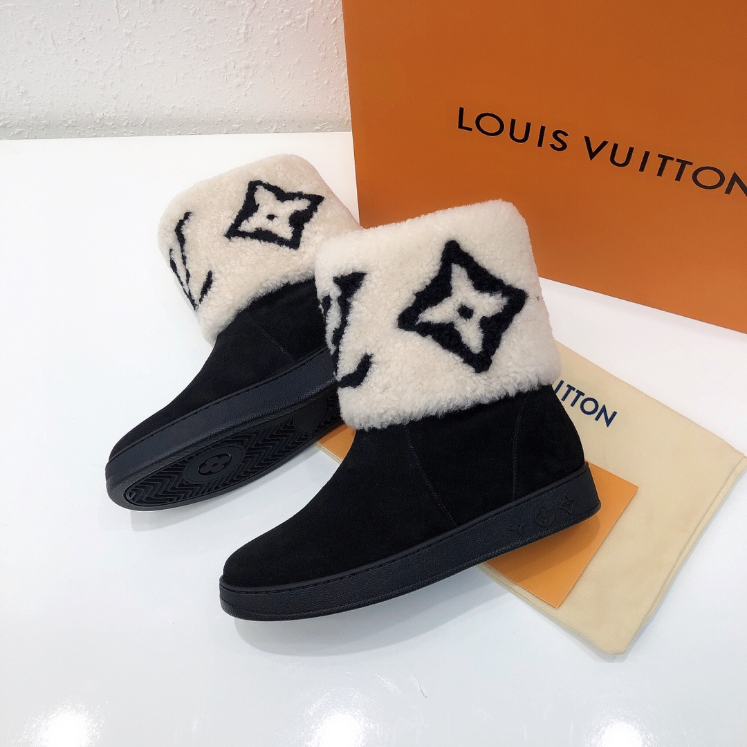 LVT BOOTS