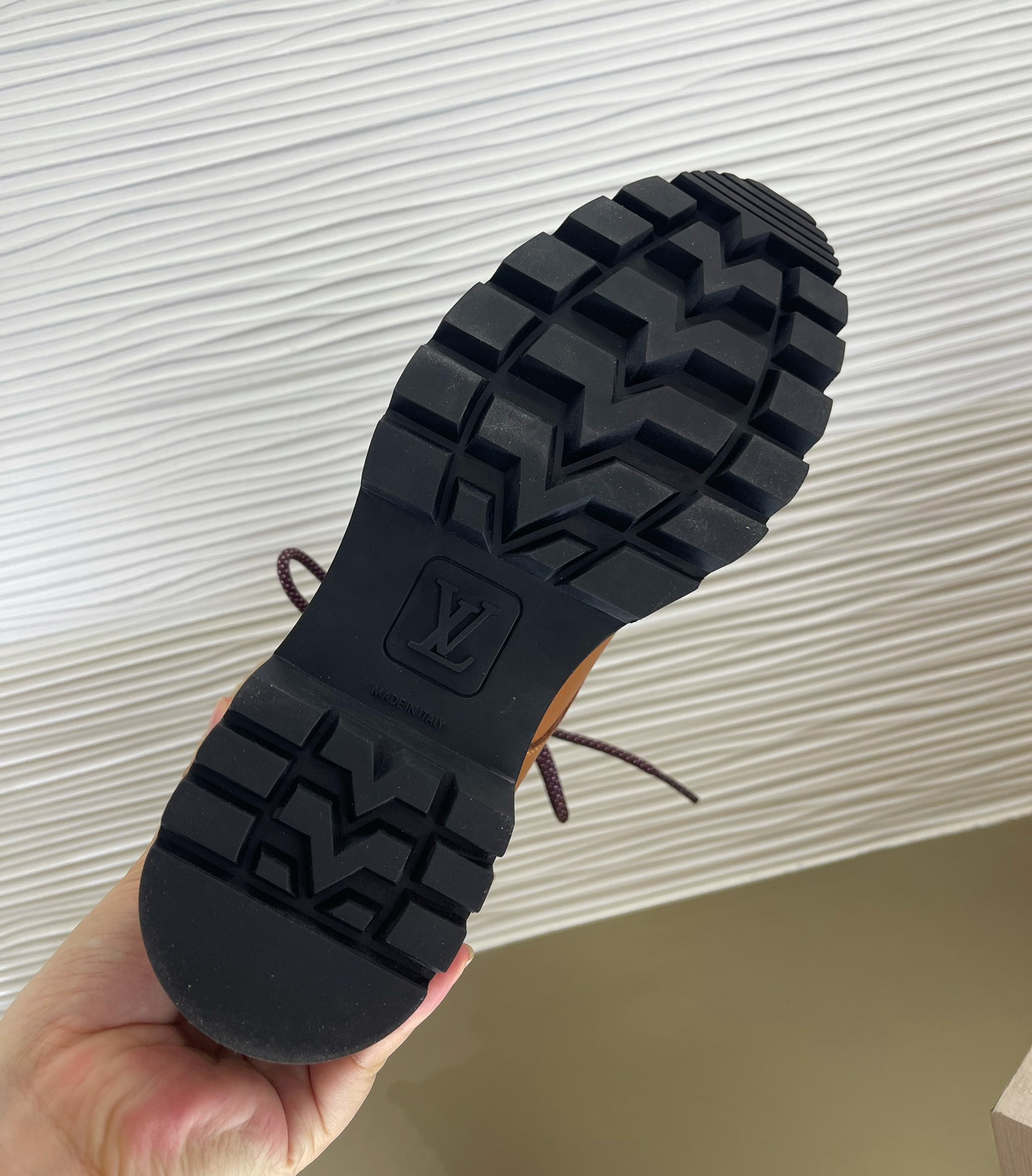 LVT BOOTS
