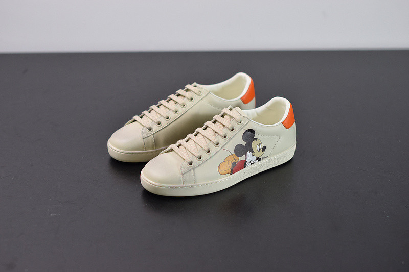 G*u*i ace embroidered low-top sneaker