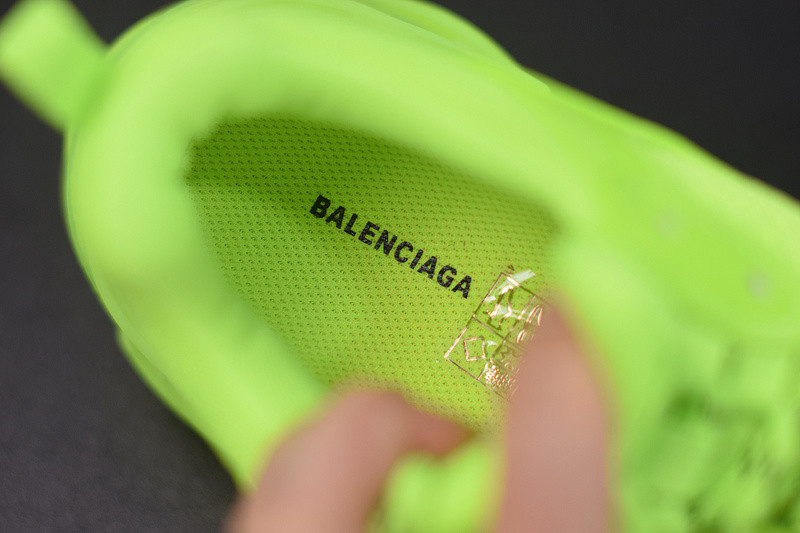 BC TRIPLE S TRAINER YELLOW 541624 W2FF1 3720