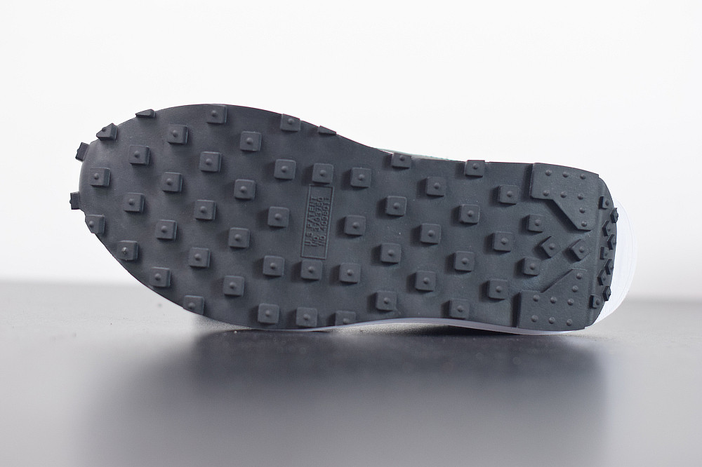 NIKE SACAI NIKE LDWAFFLE BLACK NYLON BV0073-002