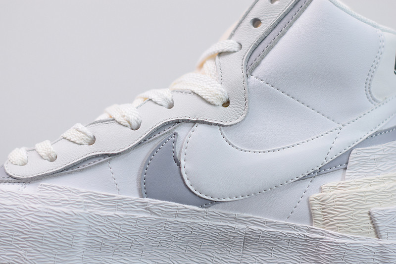 SACAI X NIKE SB BLAZER MID