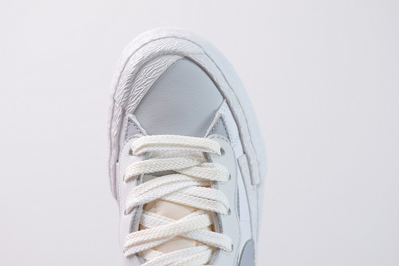 SACAI X NIKE SB BLAZER MID