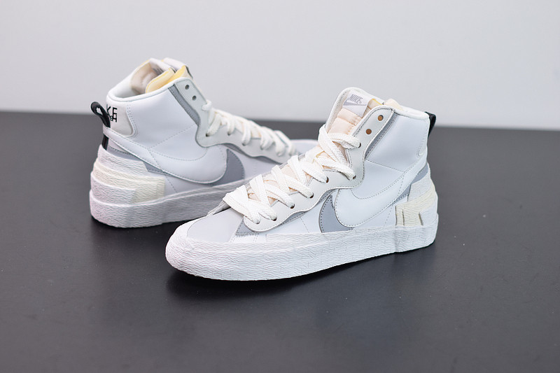 SACAI X NIKE SB BLAZER MID