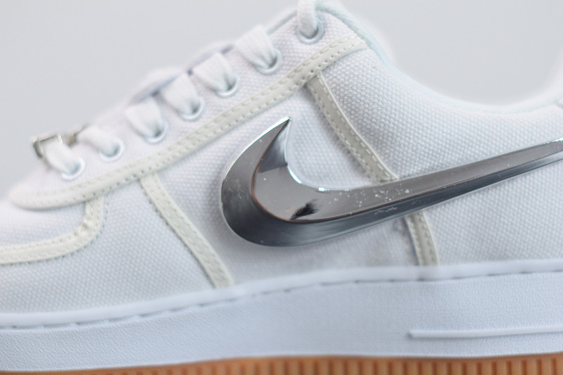 NIKE AIR FORCE 1 LOW "TRAVIS SCOTT" AQ4211-100