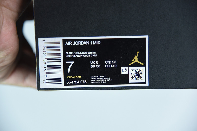 AIR JORDAN 1 MID BLACK CHILE RED WHITE 554724-075