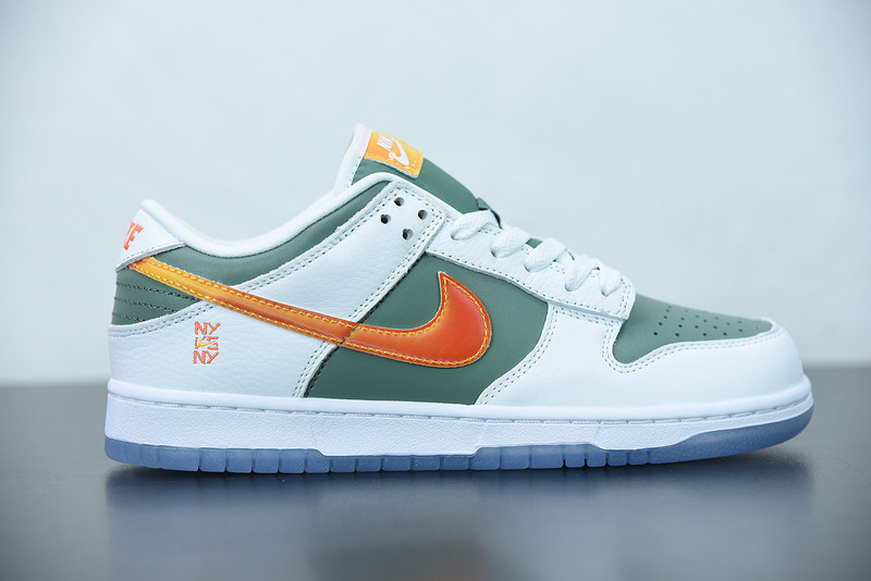 NIKE SB DUNK LOW “NY VS NY” DN2489-300