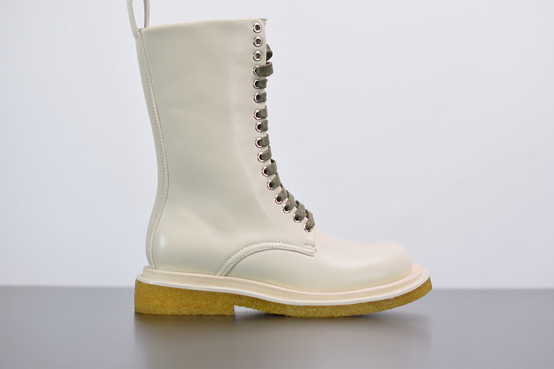 BOTTEGA VENETA SNEAKER