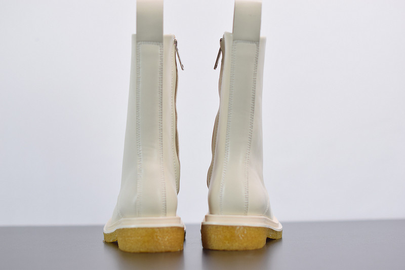 BOTTEGA VENETA SNEAKER