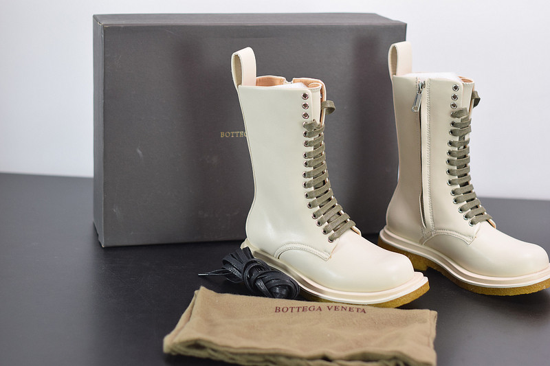 BOTTEGA VENETA SNEAKER