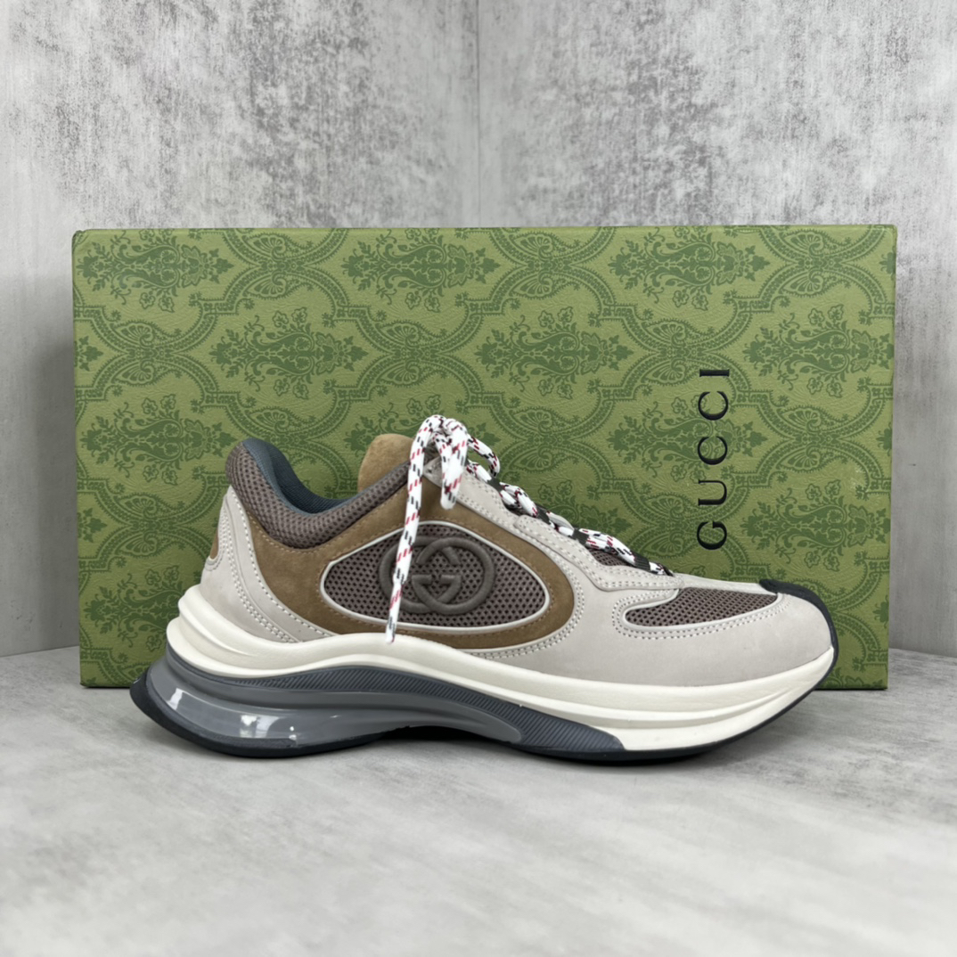 G*u*i sneaker