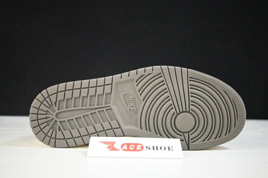 TRAVIS SCOTT X AIR JORDAN 1 LOW OG “REVERSE MOCHA” DM7866-162