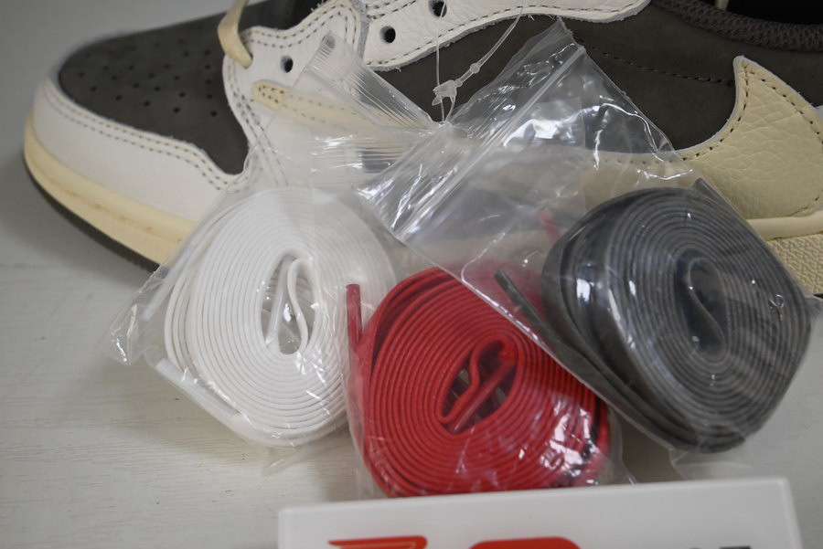 TRAVIS SCOTT X AIR JORDAN 1 LOW OG “REVERSE MOCHA” DM7866-162