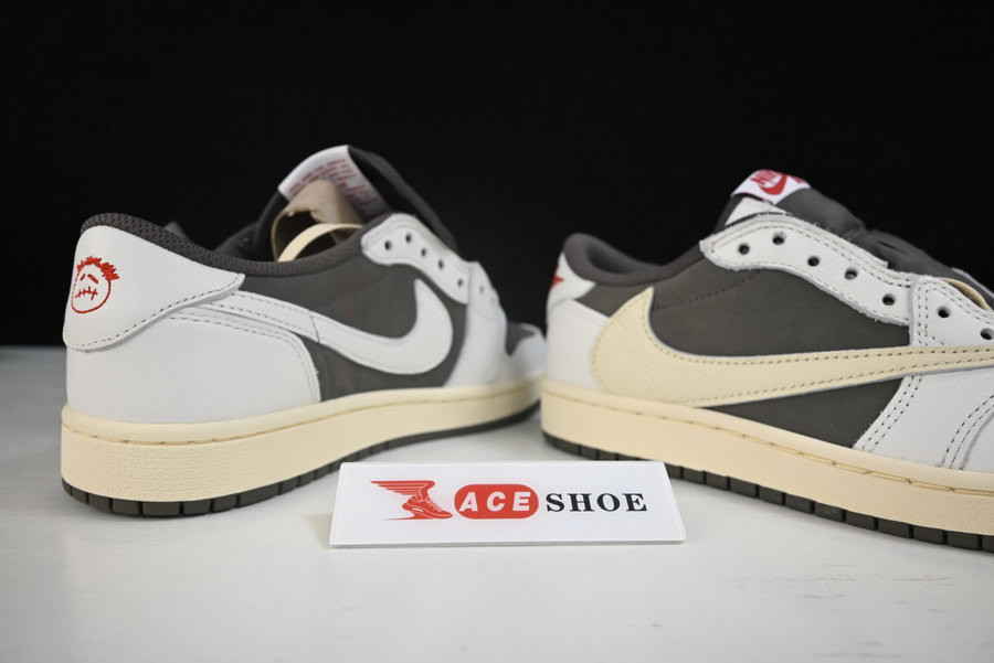TRAVIS SCOTT X AIR JORDAN 1 LOW OG “REVERSE MOCHA” DM7866-162