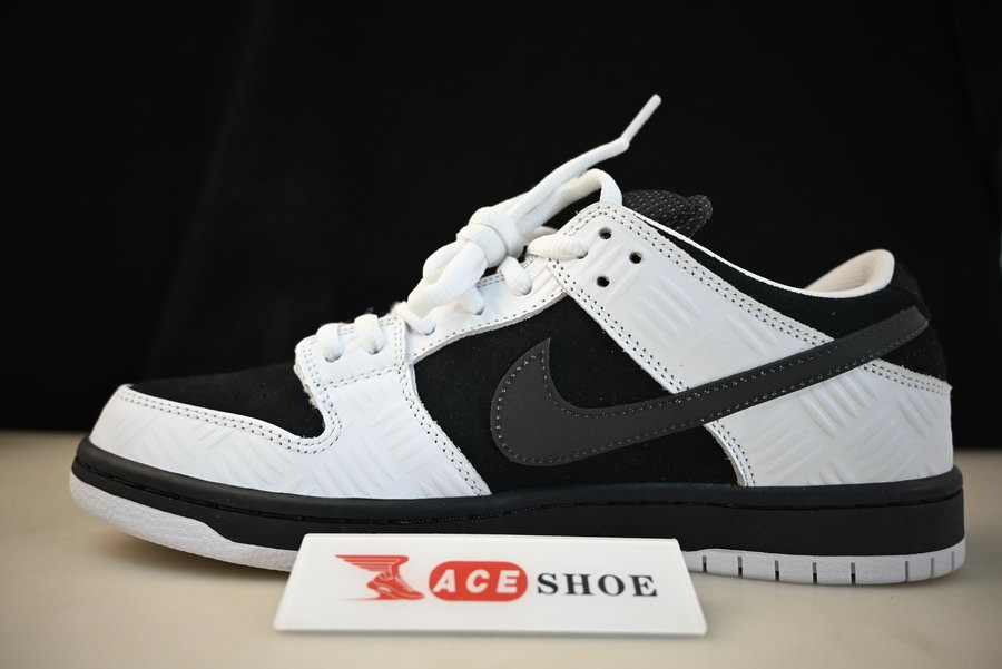 TIGHTBOOTH Nike SB Dunk Low FD2629-100 FD2629-100