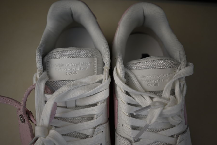 OF™ C/O VIRGIL ABLOH OUT OF OFFICE LOW-TOP LEATHER SNEAKERS ‘OOO“