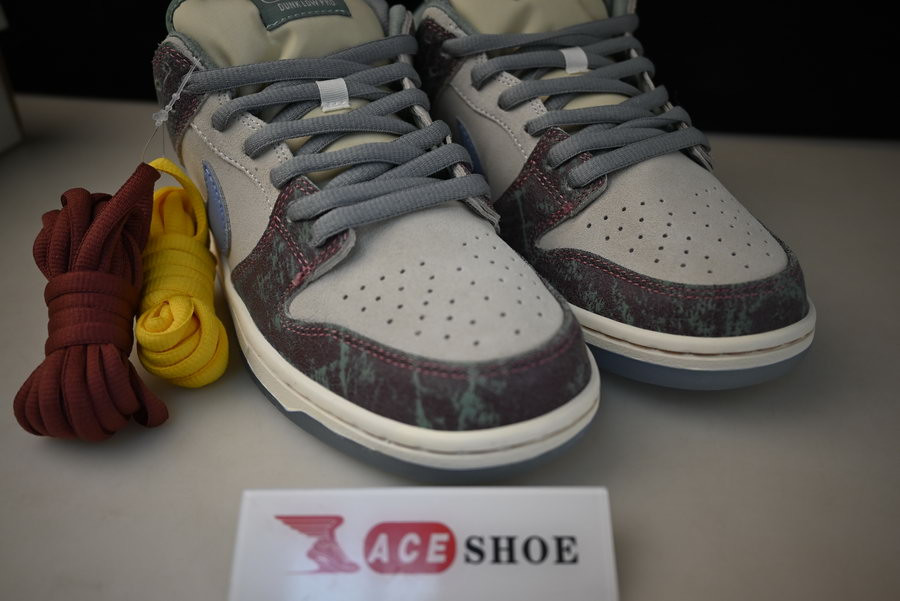 Crenshaw Skate Club x Nike SB Dunk Low FN4193-100