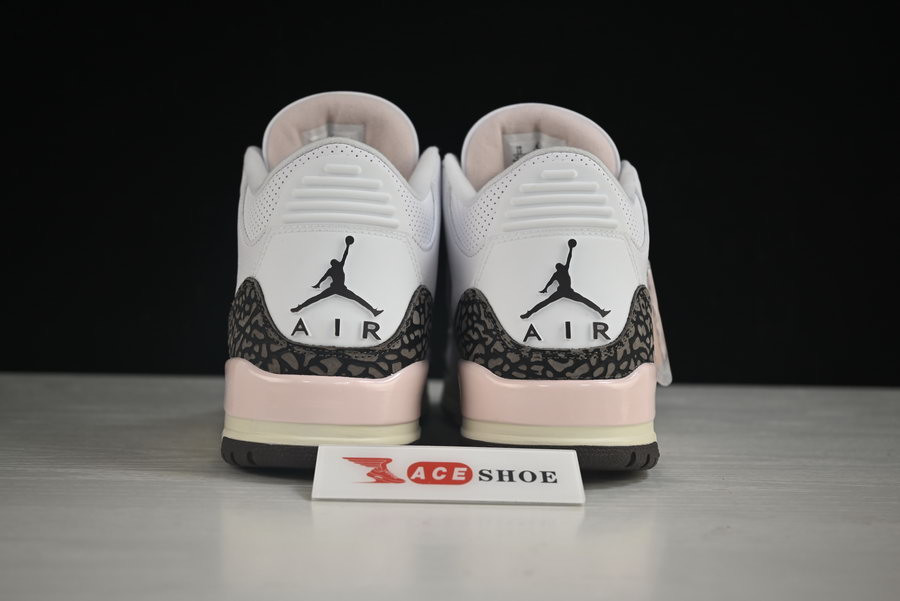 WMNS AIR JORDAN 3 RETRO 