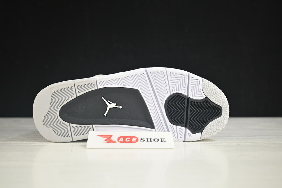 AIR JORDAN 4 “MILITARY BLACK” DH6927-111