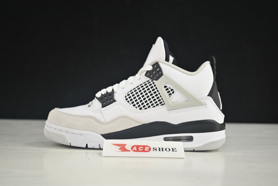 AIR JORDAN 4 “MILITARY BLACK” DH6927-111