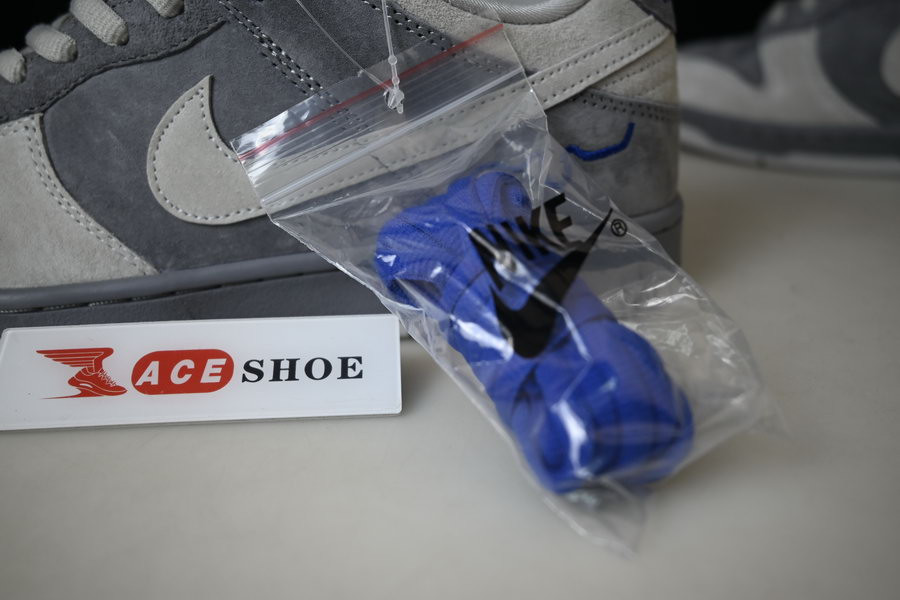 Nike SB Dunk Low London 308269-111