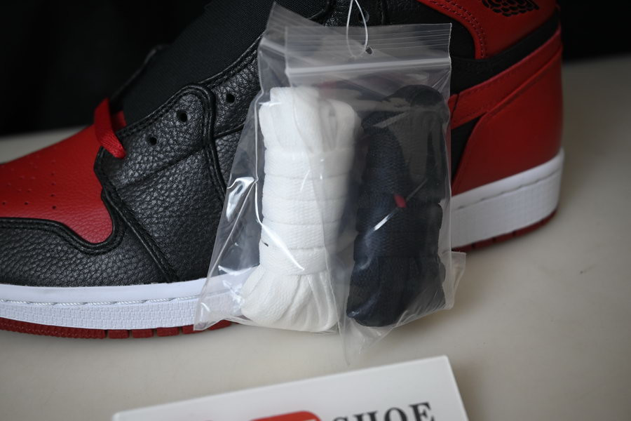 AIR JORDAN 1 RETRO HIGH BAN “BANNED” 432001-001