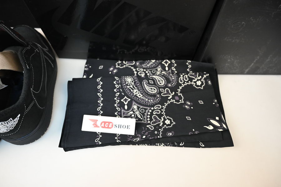 Travis Scott x Air Jordan 1 Low OG “Black Phantom” DM7866-001